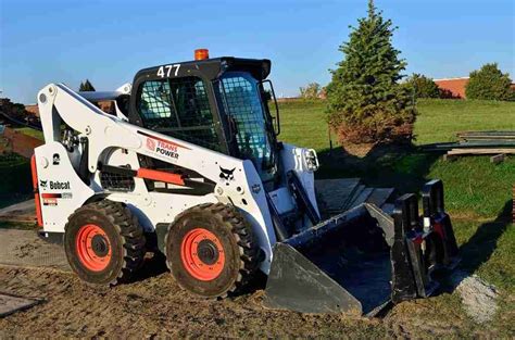 bobcat s550 skid steer loader